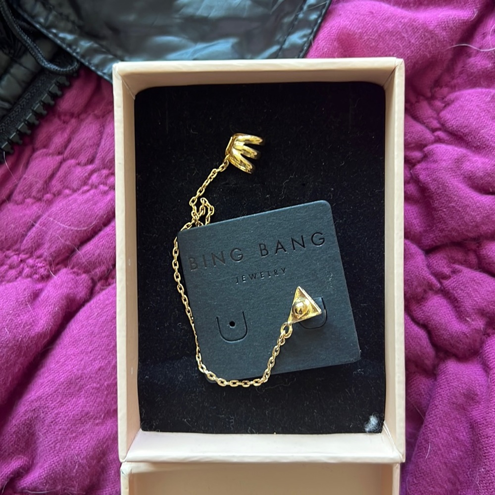 Bing Bang gold ear cuff & stud